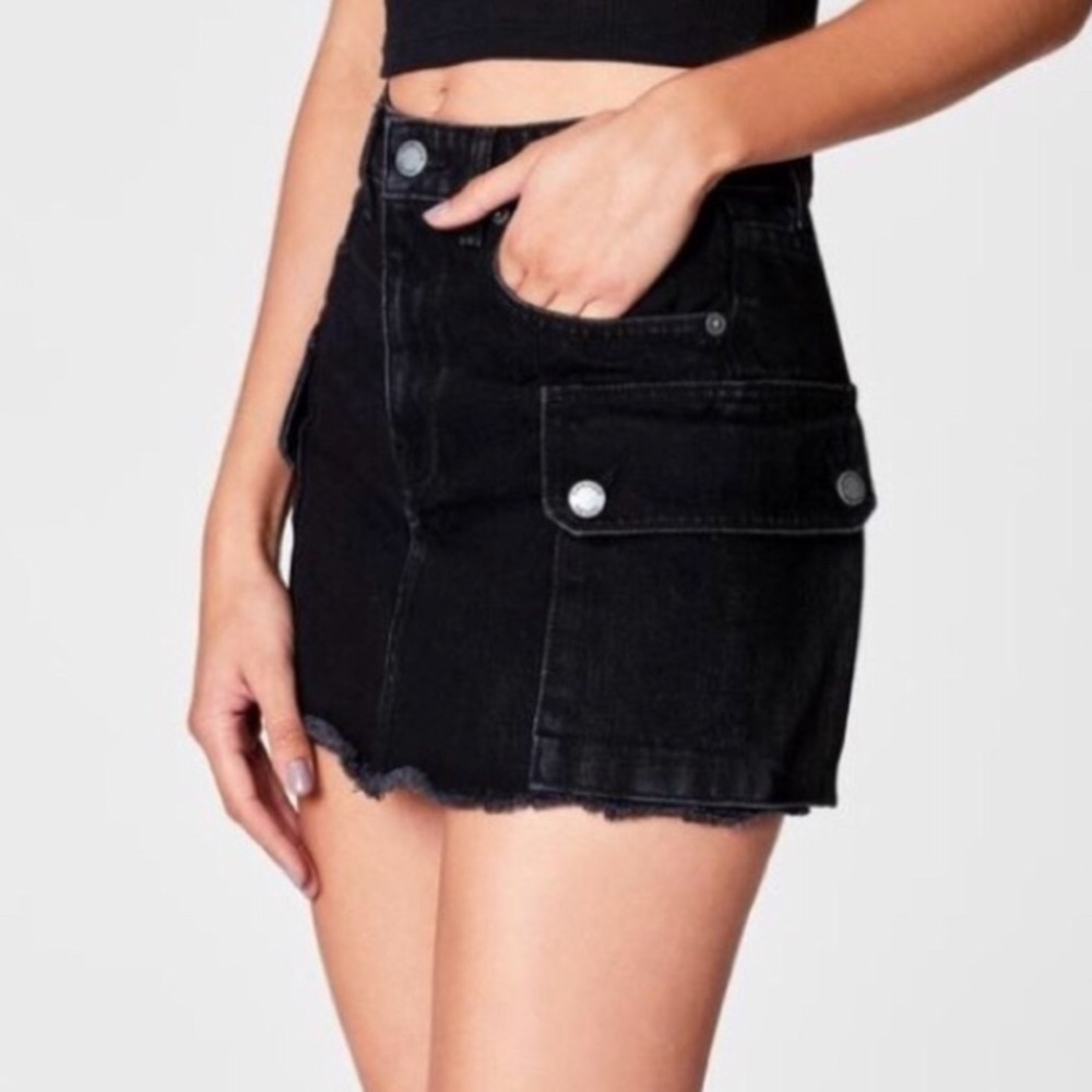 Carmar cargo skirt